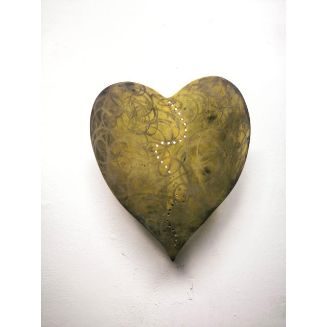 Mid-Century Modern Heart-Shaped Wall Lamp in Brass, 1960s For Sale - Image 3 of 18