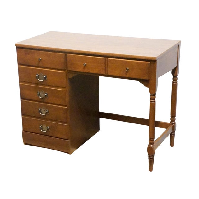 Ethan Allen Ethan Allen Heirloom Nutmeg Maple CRP Custom Room Plan 40" Student Writing Desk 10-4550p For Sale - Image 4 of 12