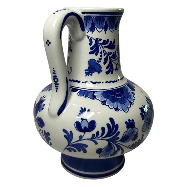 Hand-Painted Blue and White Pitcher Vase by C.M. Albers for Royal Delft, 1978 For Sale - Image 4 of 17