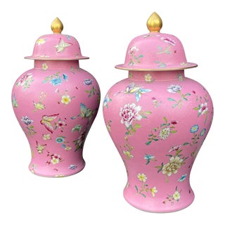 Pink Chinese Lidded Ginger Jar Vase Daoguang Seal or Mark-A Pair For Sale