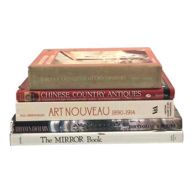 Curated Decorative Arts Inspirated Books - Set of 5 For Sale