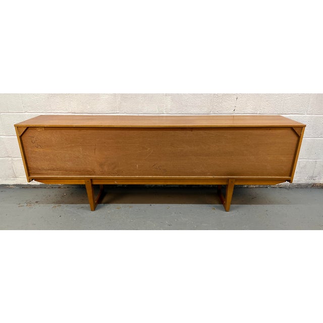 Mid 20th Century Teak Sideboard by Stonehill Furniture of England. For Sale - Image 17 of 18