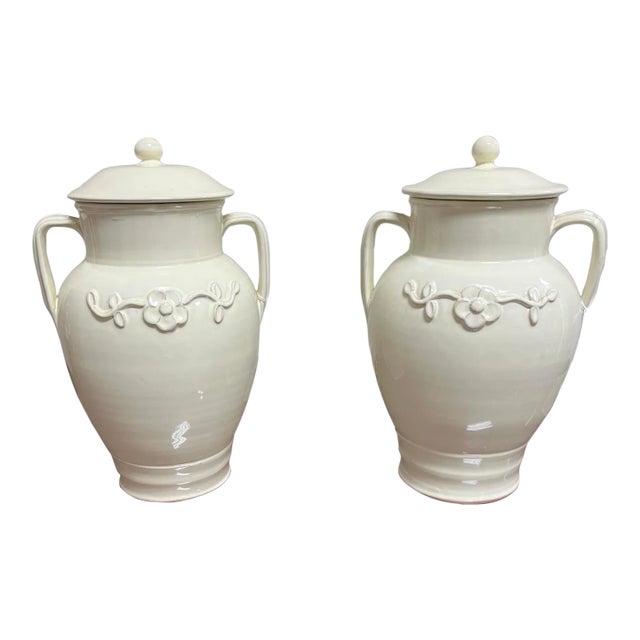 Late 20th Century Global Views Ginger Jars in Cream a Pair For Sale