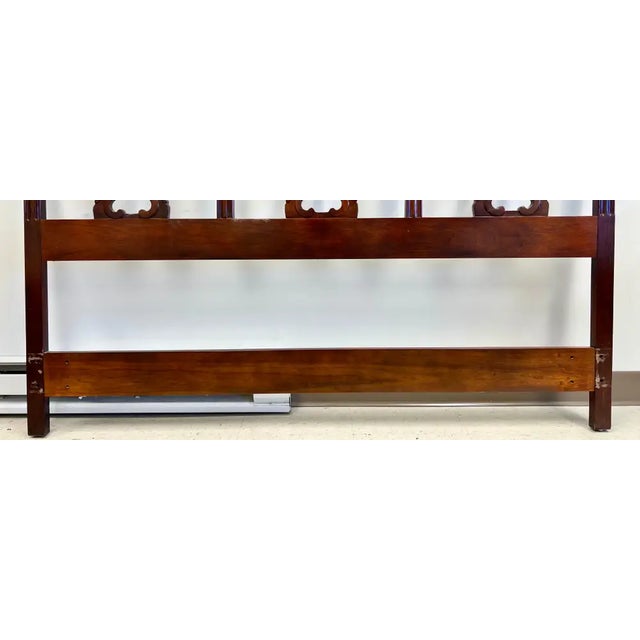 Baker Furniture Company Baker Furniture Chippendale Style Carved Mahogany Queen Pierced Splat Headboard For Sale - Image 4 of 16