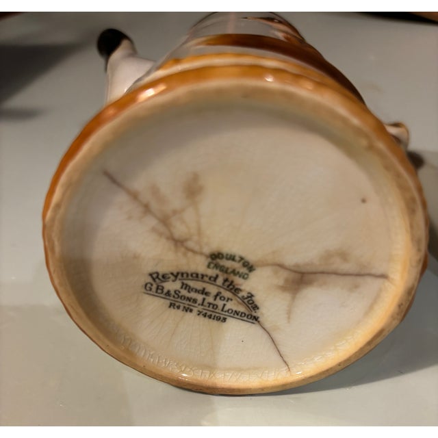 1920s Royal Doulton “Reynard the Fox’ Coffee Pot, English Sporting Ware For Sale - Image 4 of 6