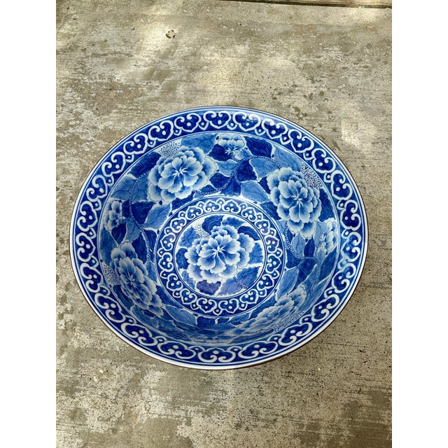 Vintage Maitland Smith Blue and White Porcelain Bowl Chinoiserie Floral Large Decorative Singing Bowl For Sale In Houston - Image 6 of 12
