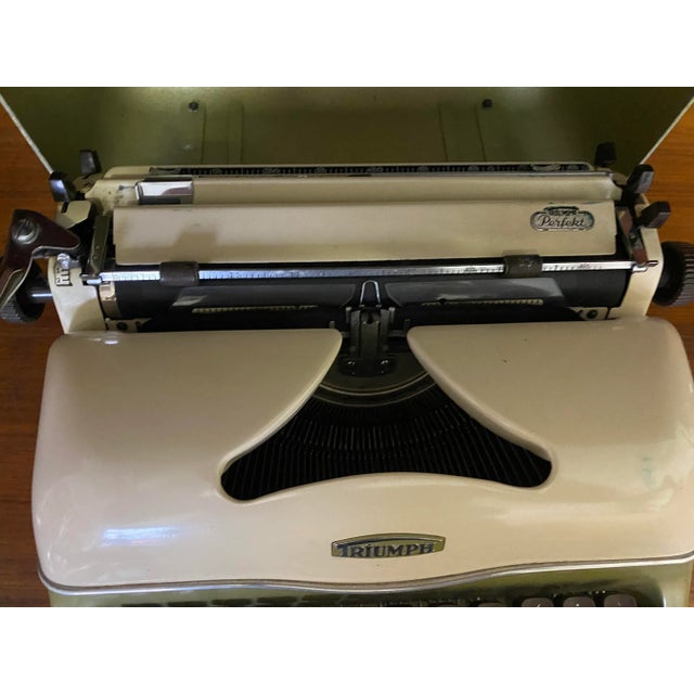 Metal Vintage Typewriter Model Gabriele 3 from Triumph, 1960s For Sale - Image 7 of 9