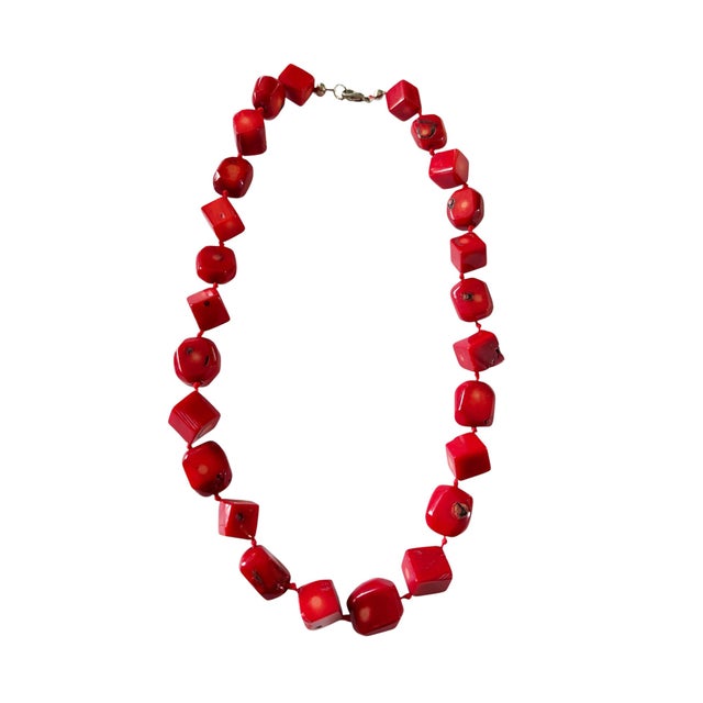 Mid-Century Modern Vintage Nepalese Natural Red Coral Beads Chocker Necklace 25 Beads For Sale - Image 3 of 8