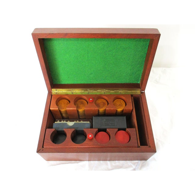 Art Deco Walnut Bakelite Gaming Set For Sale - Image 17 of 17