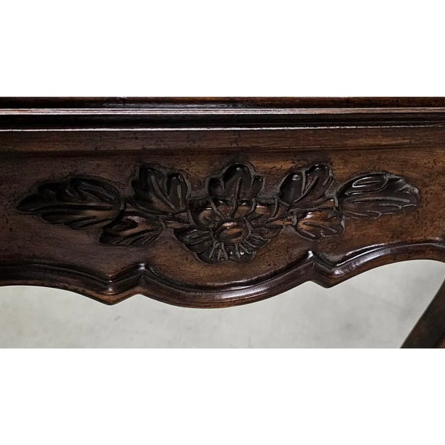 Mid 20th Century Octagonal Ethnographic Wood, Brass & Glass Cocktail Table For Sale - Image 4 of 5