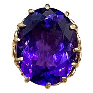 15 Carat Amethyst Cocktail Ring in 14 Karat Yellow Gold For Sale