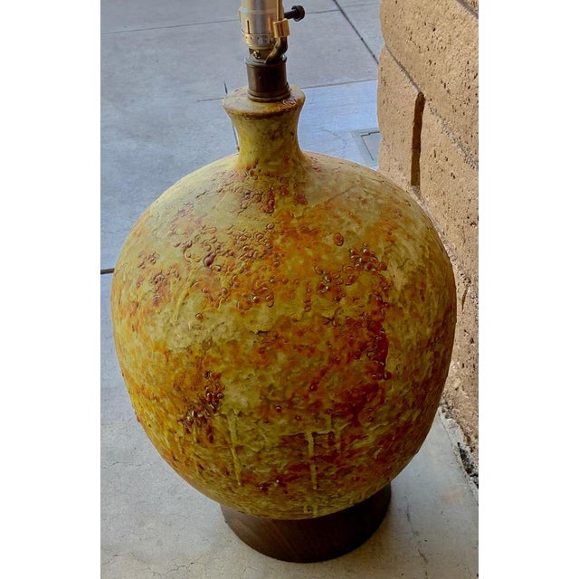 Mid-Century Modern Mid-Century Modern Pottery Lamp For Sale - Image 3 of 8