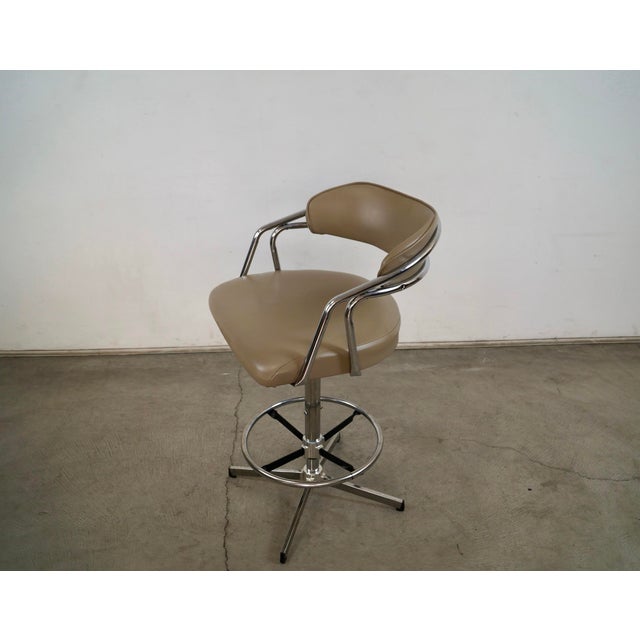Mid-Century Modern 1960’s Mid-Century Modern Chrome Adjustable Counter Stool / Bar Stool For Sale - Image 3 of 12