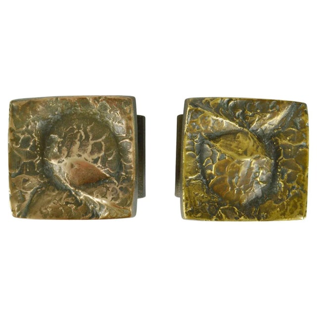 Bronze Push and Pull Door Handles with Brutalist Relief, Set of 2 For Sale - Image 13 of 13