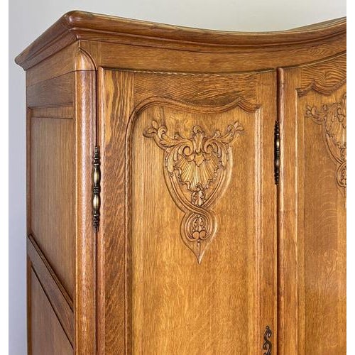 Vintage French Louis XVI Style Oak 4-Door Armoire For Sale - Image 5 of 12