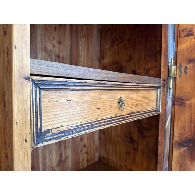 Baroque Hall Cabinet in Maple For Sale - Image 12 of 18
