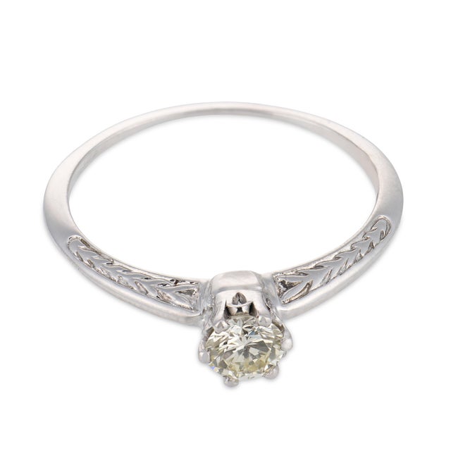 Modern Mid Century Diamond 14k White Gold Solitaire Engagement Ring, Size 6.5 For Sale - Image 3 of 5