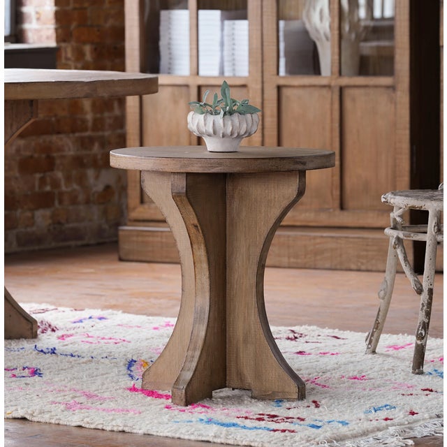 New special order item. Not vintage. The Brutus Collection sings with symmetry and curvy appeal. The round Brutus Side...