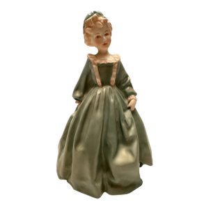 Vintage Royal Worcester “Grandmother Dress” Porcelain Figurine #3081 Designed by F.G.Doughty