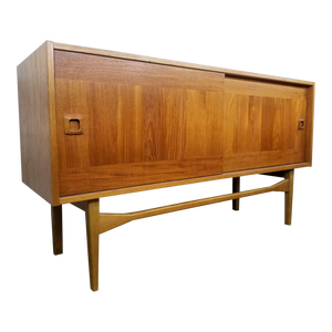 1970s Danish Modern Mid Century Compact Credenza Buffet Bar Cabinet