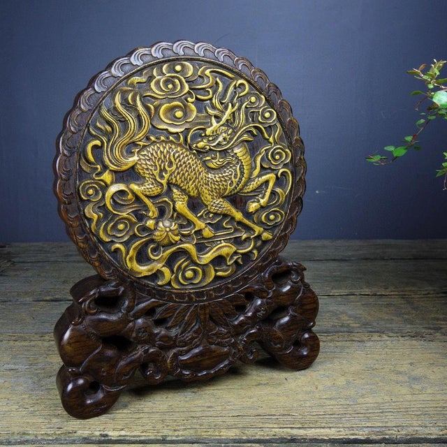 Sandalwood Gilt Carved Qilin Screen on Stand | Chinese Chinoiserie Table Sculpture For Sale In Los Angeles - Image 6 of 9