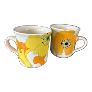 Pair of Mid-Century Modern Yellow and Orange Flower Glazed Pottery Mugs Vintage 1970s