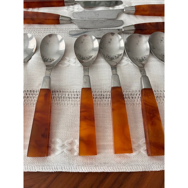 1950s 1950s Faux Tortoise Shell Bakelite and Stainless Flatware by Supreme Cutlery Japan- 24 Pieces For Sale - Image 5 of 7
