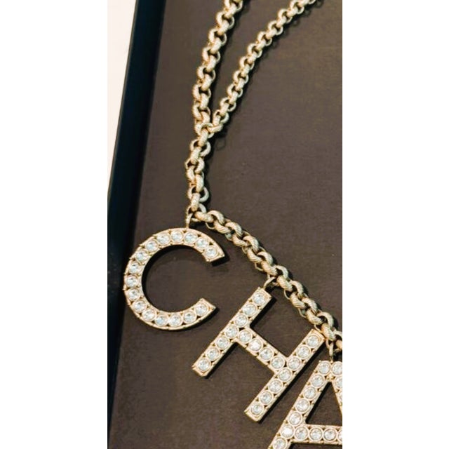 Vintage Lagerfeld Era Chanel Strass Crystal Logo Chain Belt Necklace Bag Jewelry For Sale - Image 10 of 16