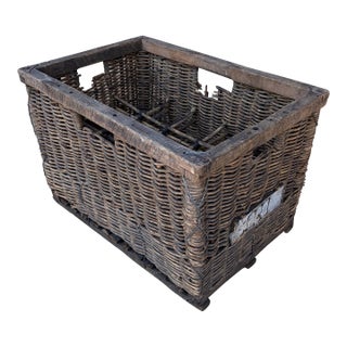 Early 20th-Century French J. Damoy Wicker Wine Crate For Sale