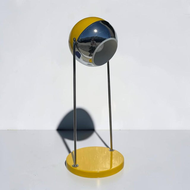 Yellow 1970s Sonneman Style Atomic Eyeball Table Lamp For Sale - Image 8 of 12