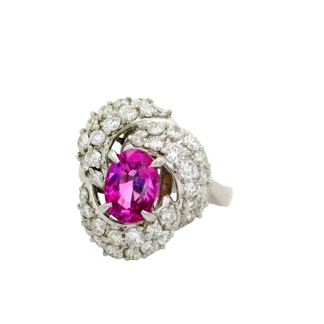 Contemporary 2.04 Carat Pink Sapphire Diamond Platinum Spiral Ring, Size 6.25 For Sale - Image 3 of 6