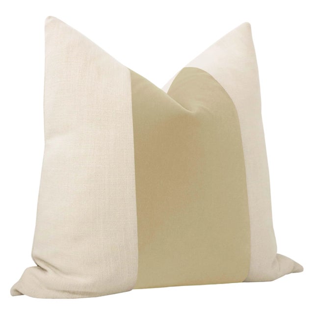 Contemporary 22" Cashmere Mohair Panel + Linen Pillows - a Pair For Sale - Image 3 of 4