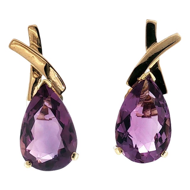 Late 20th-Century 14k Yellow Gold Pearshape Amethyst X Top Pierced Earrings, Pair For Sale