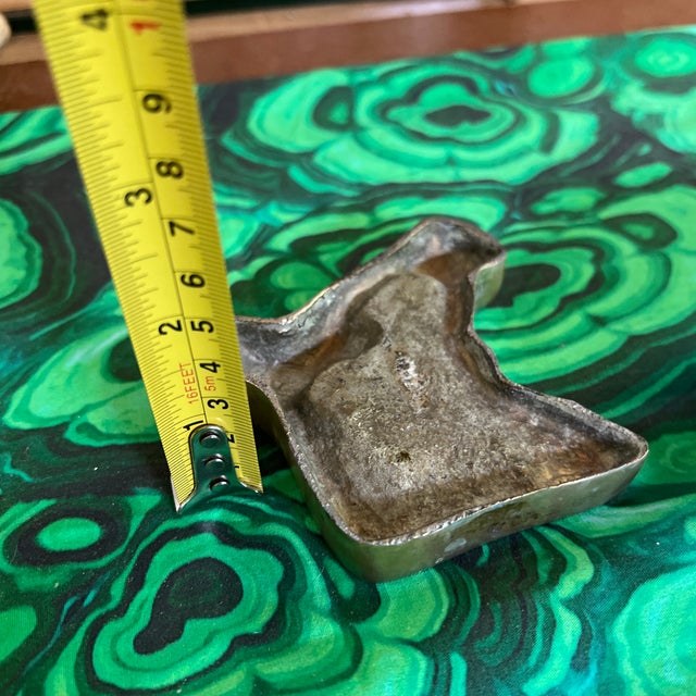 Up for consideration is a beautiful vintage small horse shaped brass ashtray. This would look lovely in your home and it...