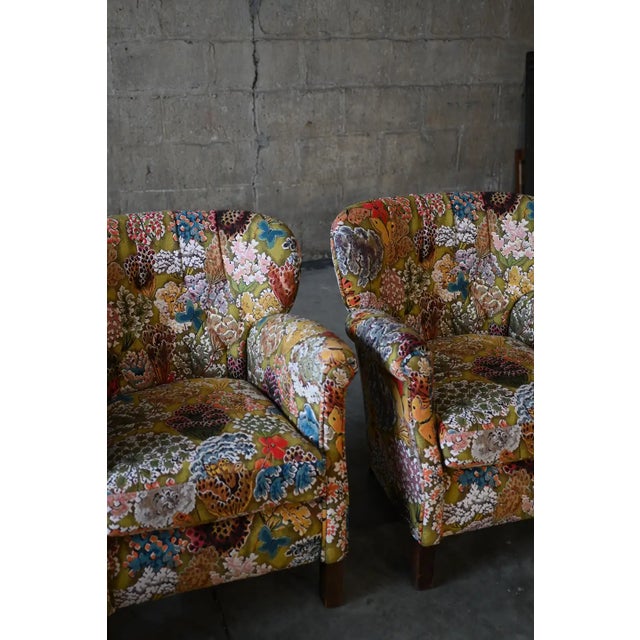 Mid-Century Modern Accent Wing Chairs in Pierre Frey Les Soleil Pour Temoin, a Pair For Sale - Image 3 of 15