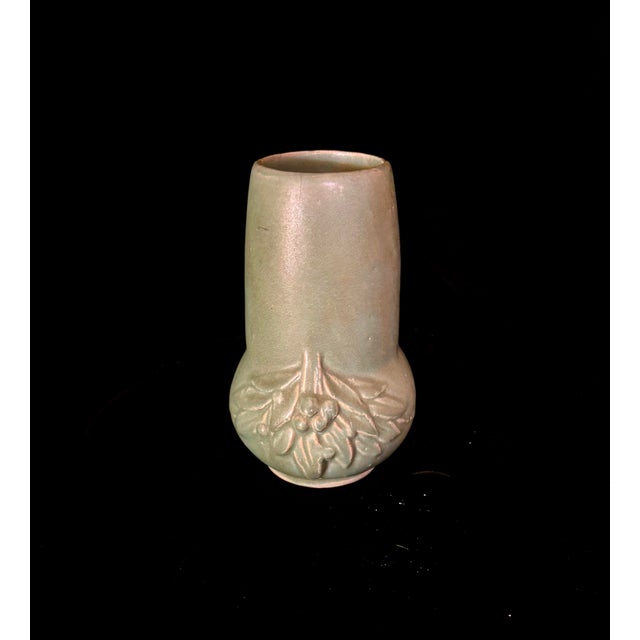1930s McCoy Matte Green Stove Pipe Vase For Sale - Image 9 of 10