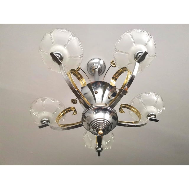 French Art Deco Chandelier in Chrome, Brass and Frosted Glass, 1930s For Sale - Image 4 of 11