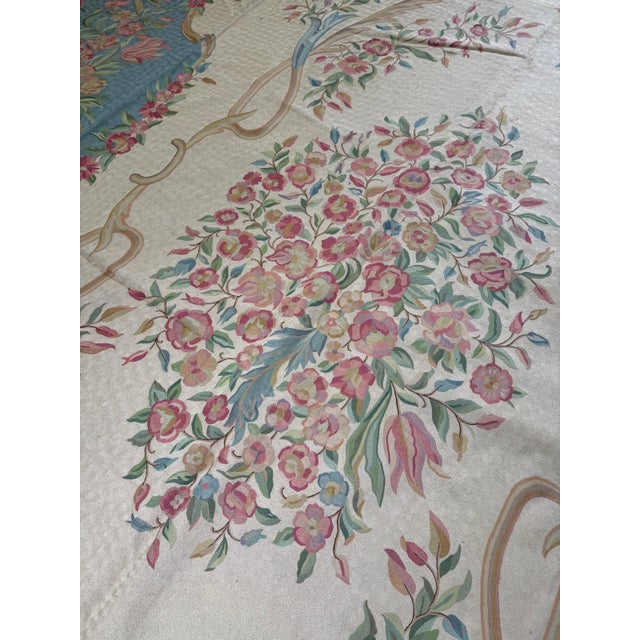 1920s Antique Ivory Floral Medallion India Agra Textile Chain Stitch Gallery Rug For Sale - Image 15 of 15