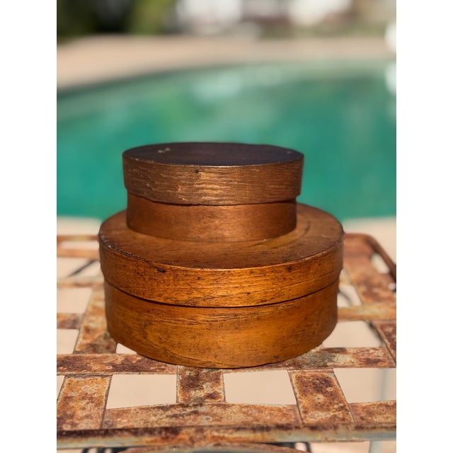 Pair Antique Shaker-Style Bentwood Boxes, Oval & Round, 19th–Early 20th Century For Sale - Image 4 of 14