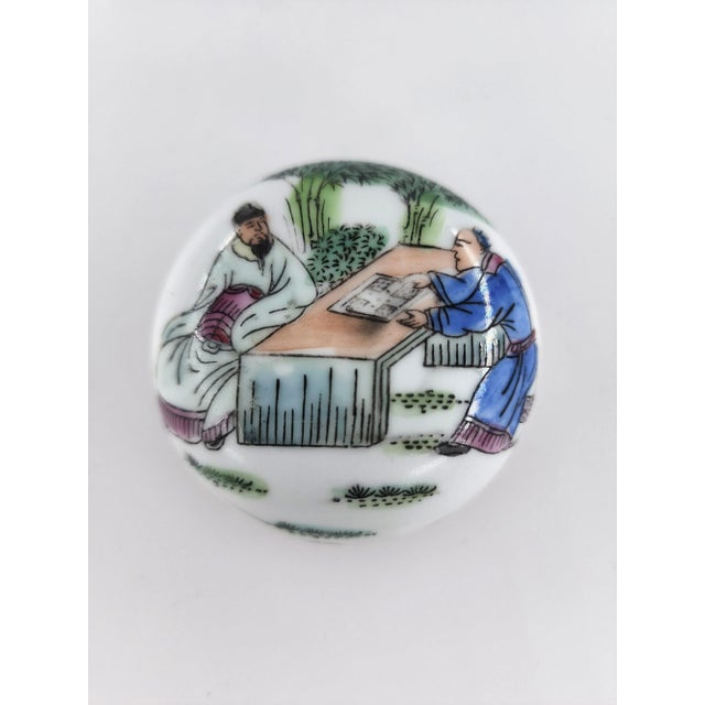 Mid-20th Century Jingdezhen Chinese Famille Rose Porcelain Ginger Jar With Lid Hand-Painted Scholars Scene For Sale - Image 10 of 10