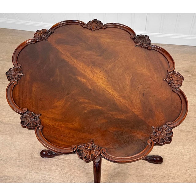 Vintage Chippendale Mahogany Round Pie Crust Parlor Table For Sale - Image 6 of 12