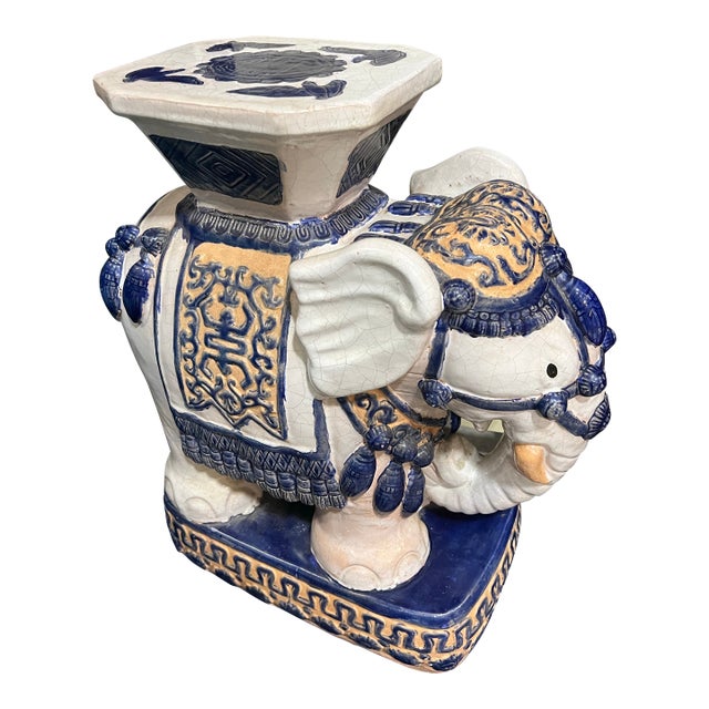 1970s Blue and White Chinoiserie Elephant Plant Stand For Sale