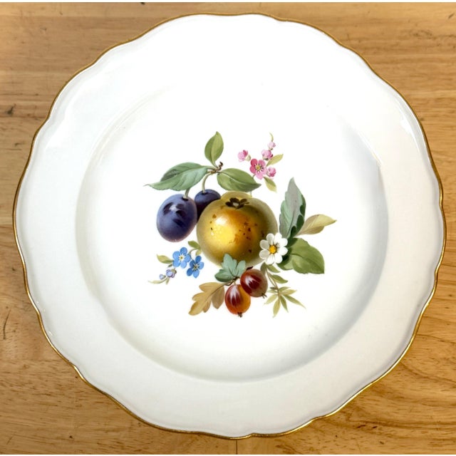 Pair 19th Century Meissen Hand-Painted Fruit Cabinet Plates Gilt Scalloped Edges For Sale - Image 11 of 11
