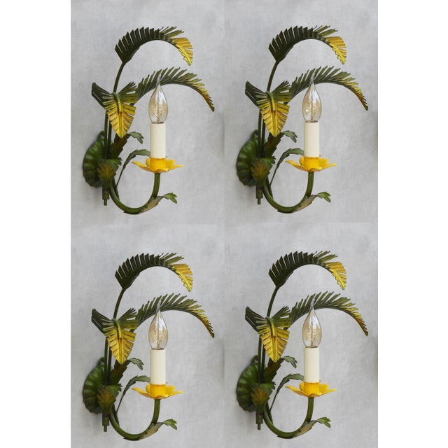 Mid-Century Italian Painted Tôle Palm Leaf Wall Lights, 1950s, Set of 2 For Sale - Image 9 of 10
