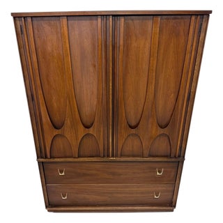 Mid-Century Modern Broyhill Brasilia II Walnut Armoire For Sale