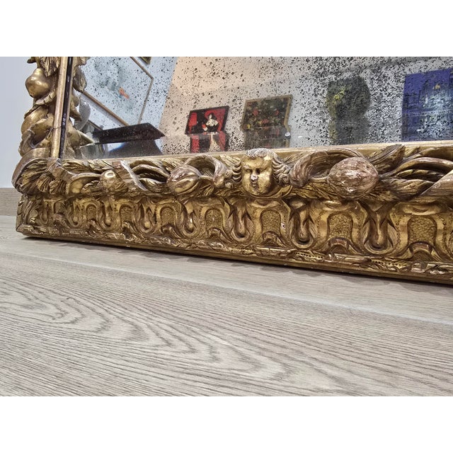 18th Century Mirror in Carved Gilt Wood Decorated with Birds, Fruit and Cherub, 1780 For Sale - Image 9 of 18