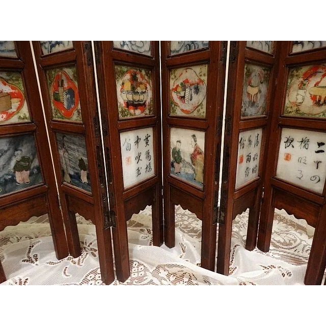 Final Markdown - Antique Tabletop 18th Century Asian 8 Panel Screen W/ Village Scenes & Landscapes For Sale - Image 14 of 14