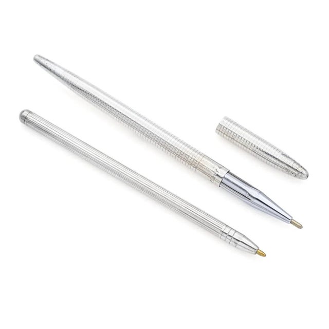 Contemporary 1990s Tiffany & Co Estate Pen Set 1 Pen With Missing Cover Silver, 2 Pieces For Sale - Image 3 of 3