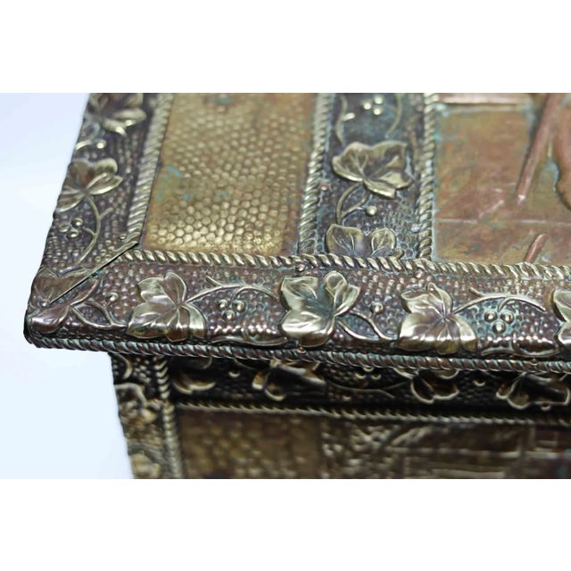 Antique Coal Kindling Box Copper and Brass Repousse For Sale In Providence - Image 6 of 12