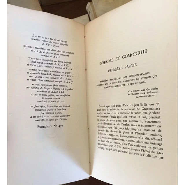 Antique White 1930 Marcel Proust Works in French 13 Vellum Bound Volumes - Set of 13 For Sale - Image 8 of 11